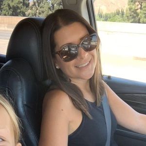 Meet your Posher, Alexandra